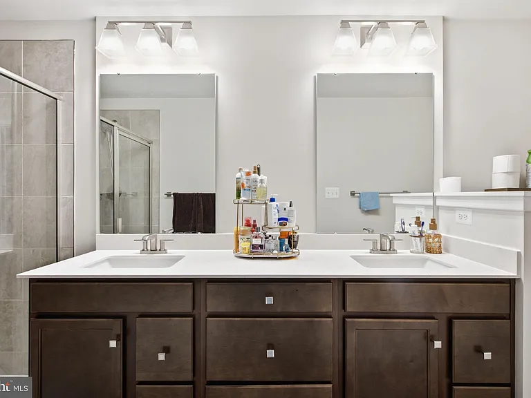 212 Matisse Pl — Photo 10