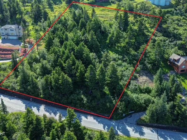 L5 Mountainside Village Dr, Anchorage, AK 99516