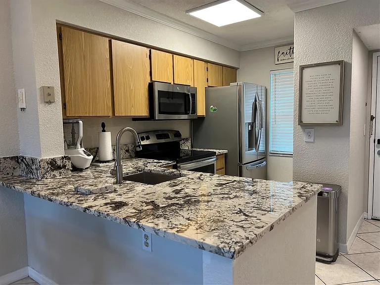 2220 N Cypress Bend Dr #301 — Photo 6