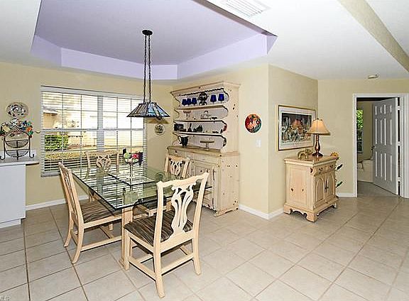4th image of 4234 Pensacola Ave