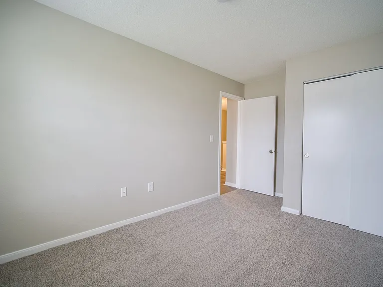 North Pointe Townhomes — Photo 32