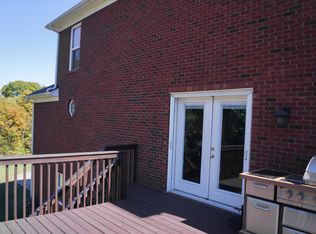 316 Skyline Dr, Taylorsville, KY 40071