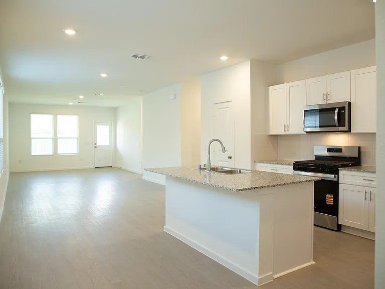 26255 Arrowleaf Dr — Photo 4