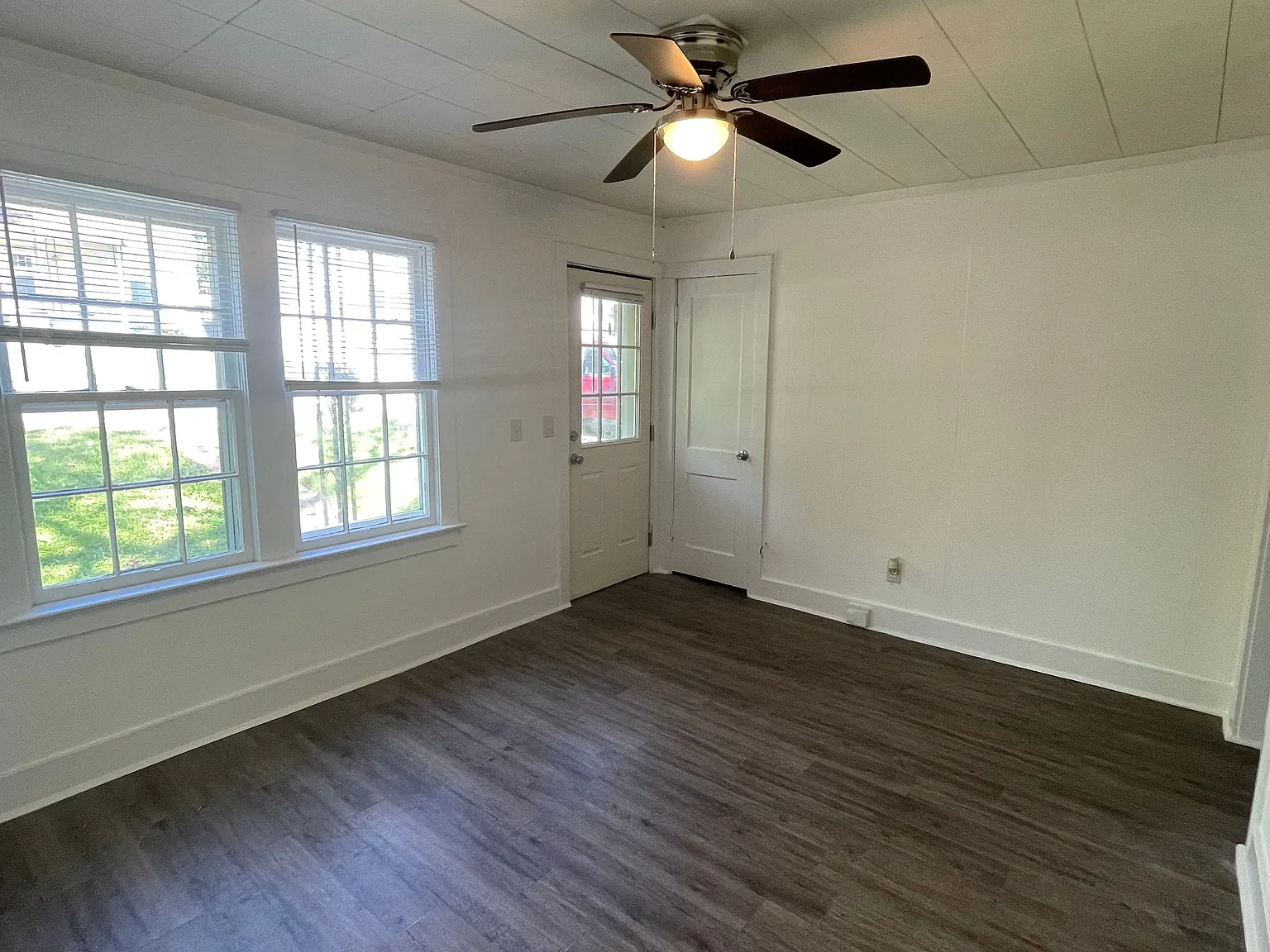 2 bed, 692 sqft, $1,125 — Photo 3