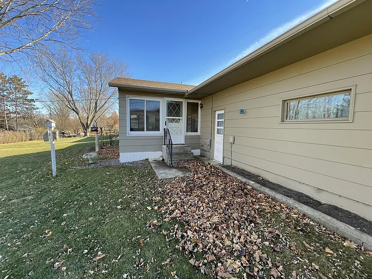 1608 Mitchell Dr — Photo 22