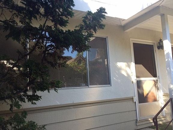 3rd image of 211 Highland Ave APT 2