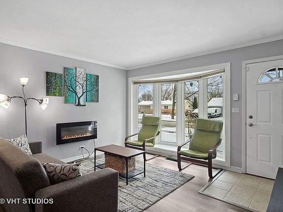 2nd image of 410 Morton St