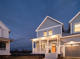 240 Aurora Rd, South Burlington, VT 05403