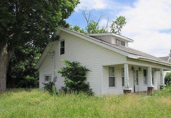 2nd image of 2557 Bladeston Dr