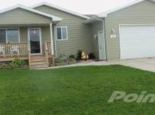 1023 15th Ave SW, Aberdeen, SD 57401