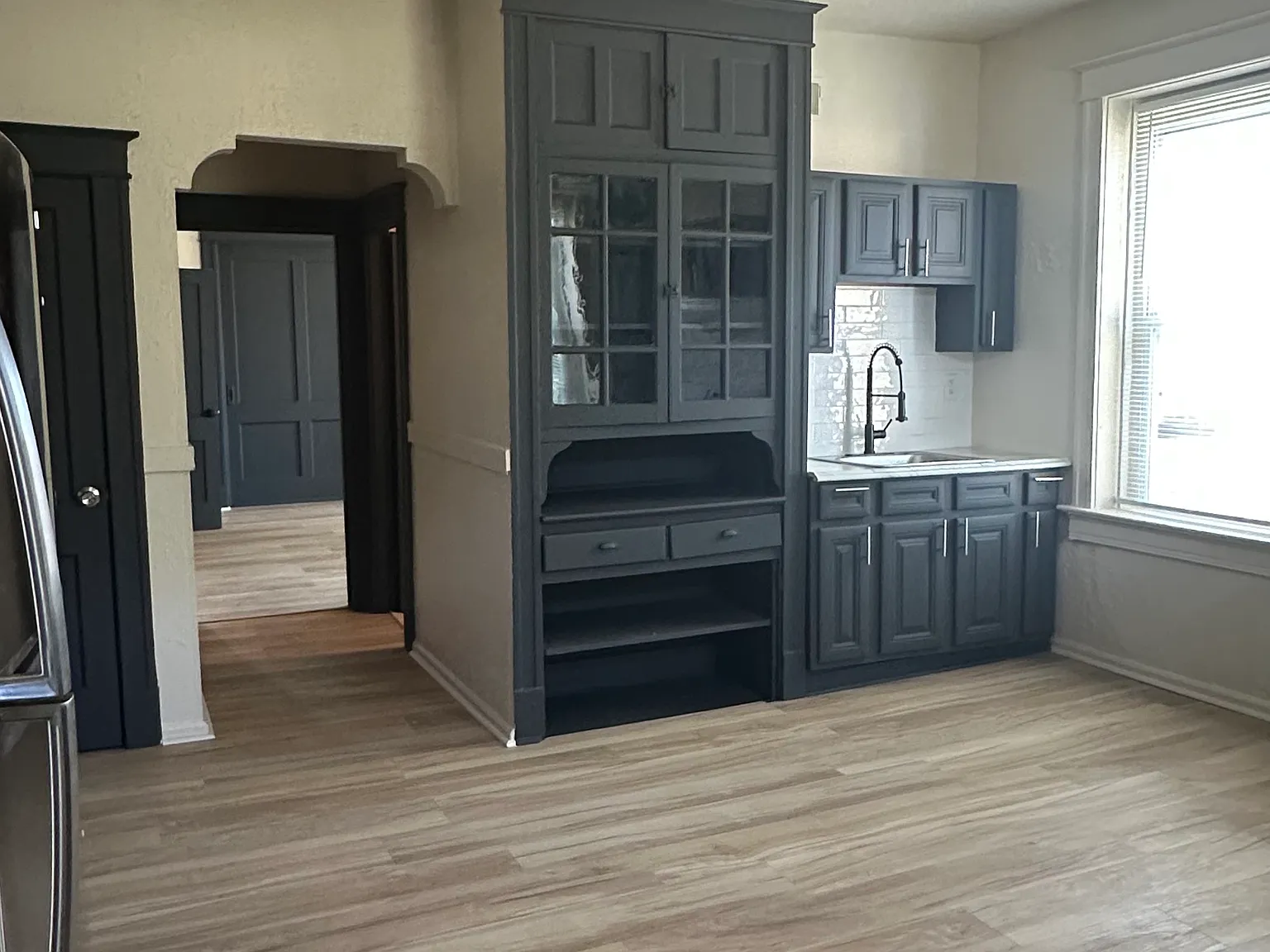 2927 Nebraska Ave — Photo 2