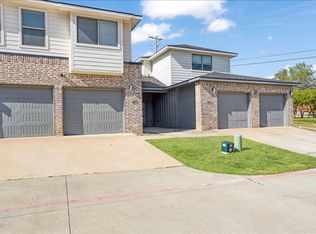 3060 W Crawford St #601/602, Denison, TX 75020