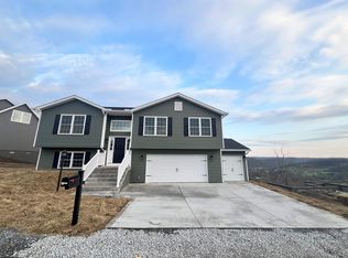 13 Angus Ln, Fairmont, WV 26554