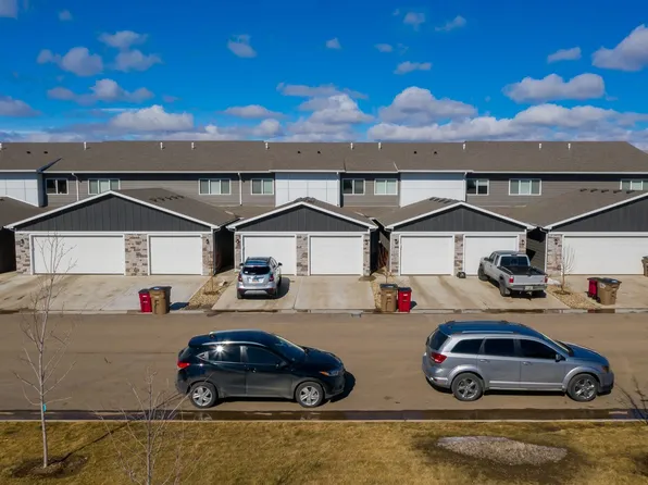 Townhomes For Rent