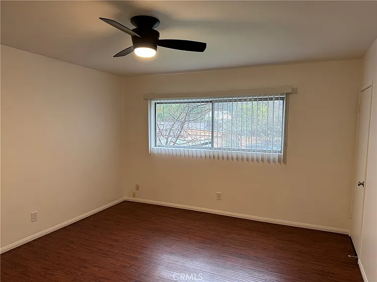 1164 Irving Ave #A — Photo 26