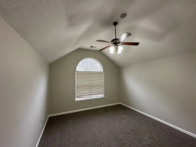10144 Lynham Dr — Photo 9