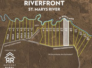 15 Emmaus Barker Rd, Saint George, GA 31562