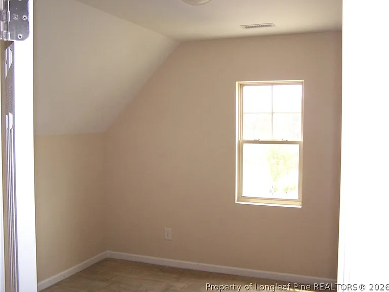 70 Carlisle Pl — Photo 14