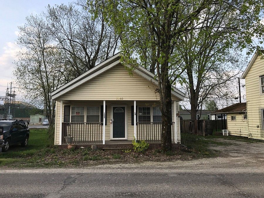 1st image of 2260 North Ave
