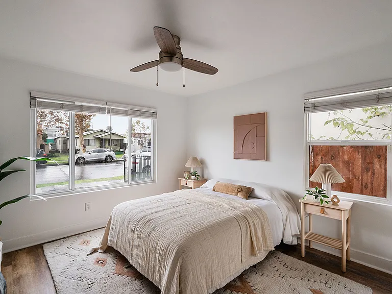 607 W 111th Pl — Photo 19