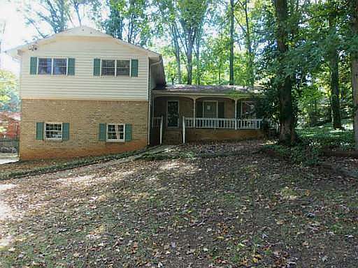 1st image of 561 Favorwood Dr SW