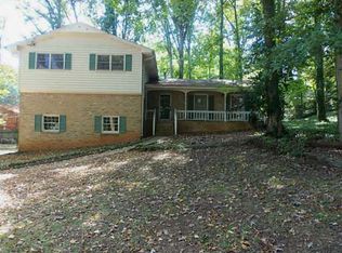 561 Favorwood Dr SW, Marietta, GA 30060
