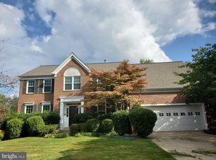 18885 Leaf Covered Ct, Triangle, VA 22172