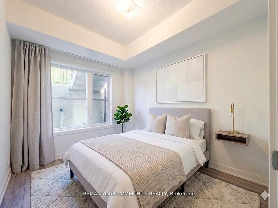 1st image of 15100 Yonge St #106