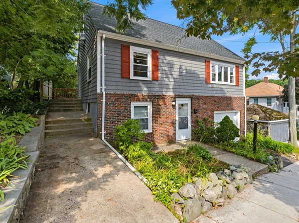 28 Preston St, Malden, MA 02148