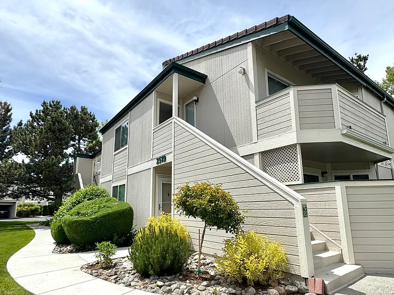 2519 Sunny Slope Dr #5 — Photo 1