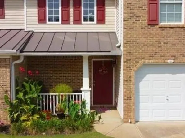 103 Fox Creek Dr, Woodstock, GA 30188