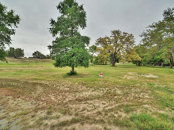 2nd image of 608 Buffalo Trl