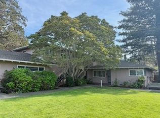 990 Alice Ln APT 8, Menlo Park, CA 94025