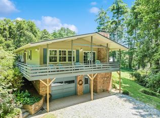 975 Buchanan Loop, Sylva, NC 28779