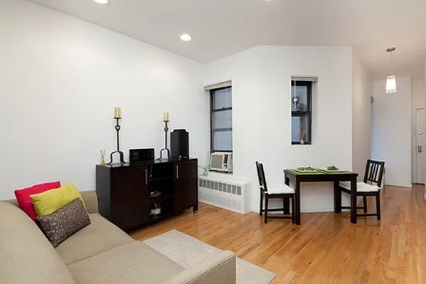 Sold by aptsandlofts.com | media 15