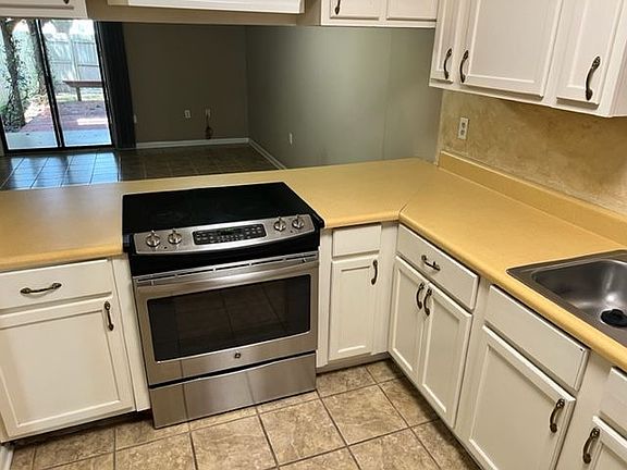 4th image of 124 Scottwood Dr