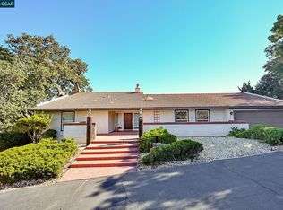 1170 Sunrise Hl, Concord, CA 94518
