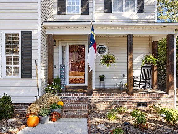 4th image of 258 Haywood Court