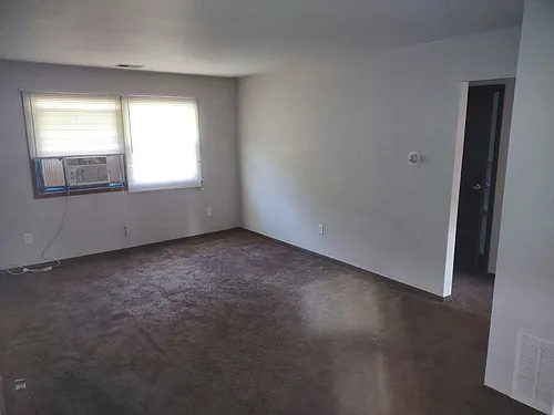 2000 Warren St #9 Photo 1