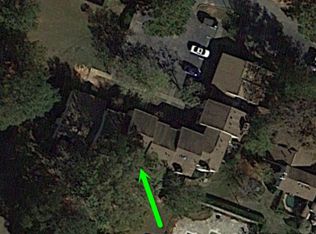 1086 Country Ct, Lawrenceville, GA 30044