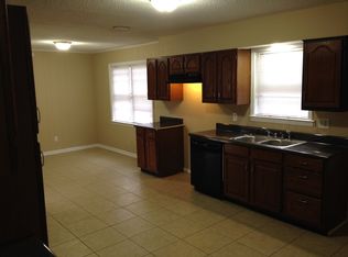 5025 Knight Arnold Rd, Memphis, TN 38118