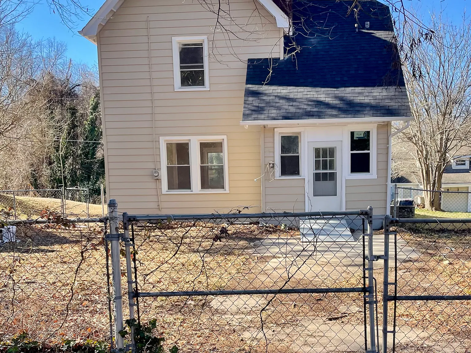 Bishop Ave, Danville — Photo 4