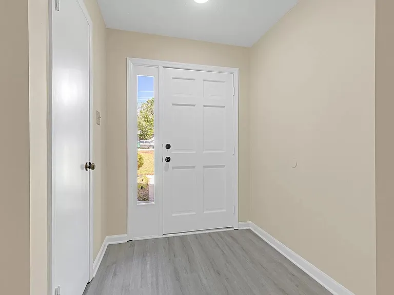 5556 Split Oak Ct — Photo 8