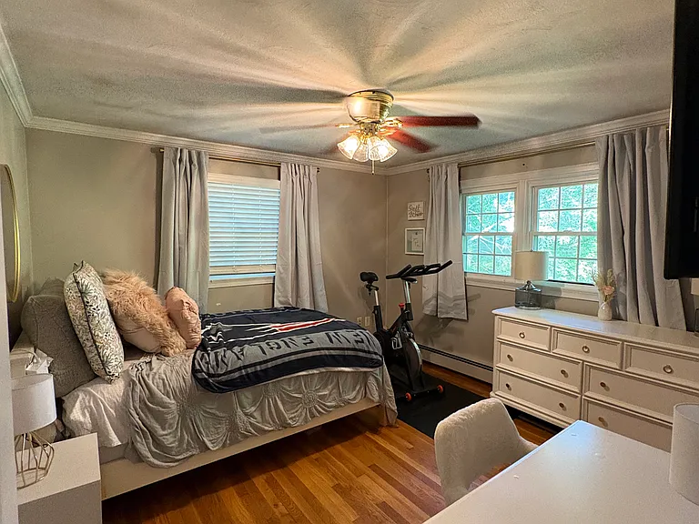 76 Lafayette Dr — Photo 14