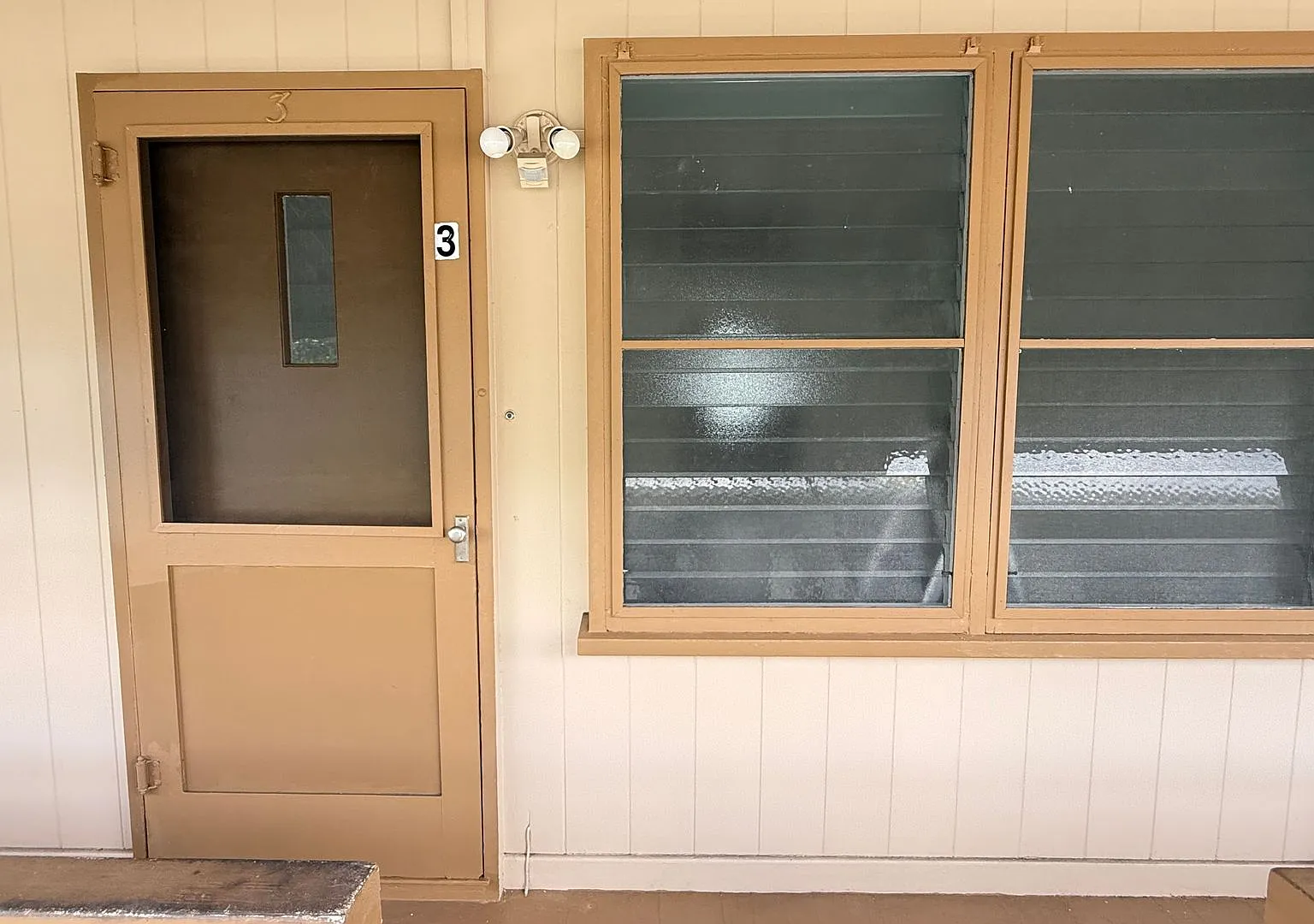 Newly renovated ground-floor studio on Kinau Street with 1 Bath - One Parking available (addition... — Photo 1
