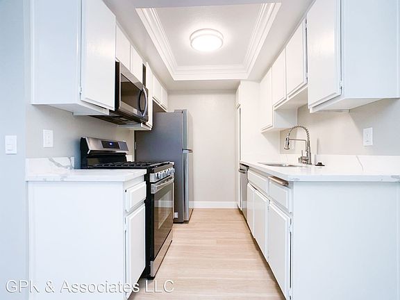 5th image of 3839 Motor Ave #10427839