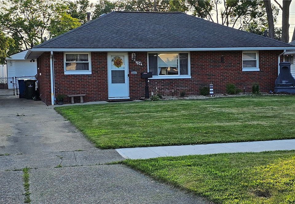 1st image of 284 Thelma Dr