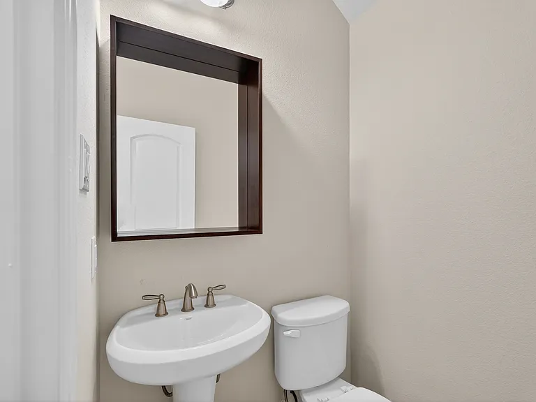 4221 Blackjack Oak Dr — Photo 22