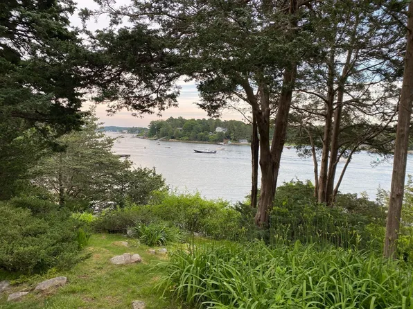 (undisclosed Address), Gloucester, MA 01930