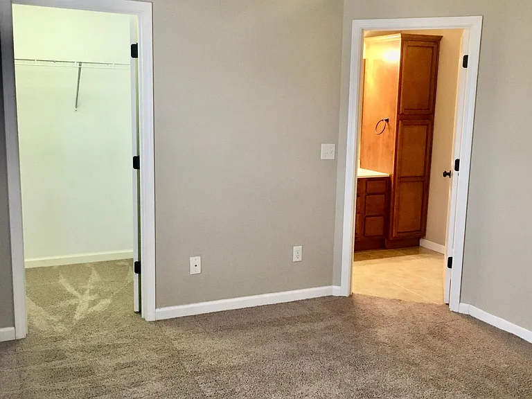 395 Arbor Cir — Photo 5